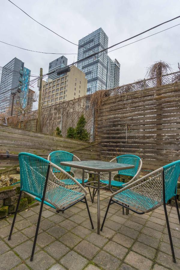 Park Inn Toronto Exterior foto